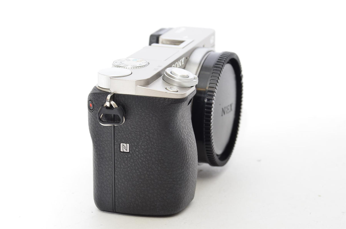 Used Sony A6000 Silver