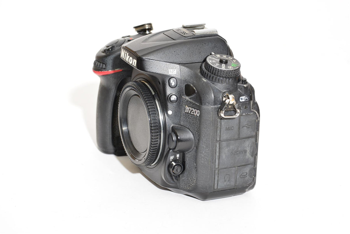 Used Nikon D7200 DSLR Camera