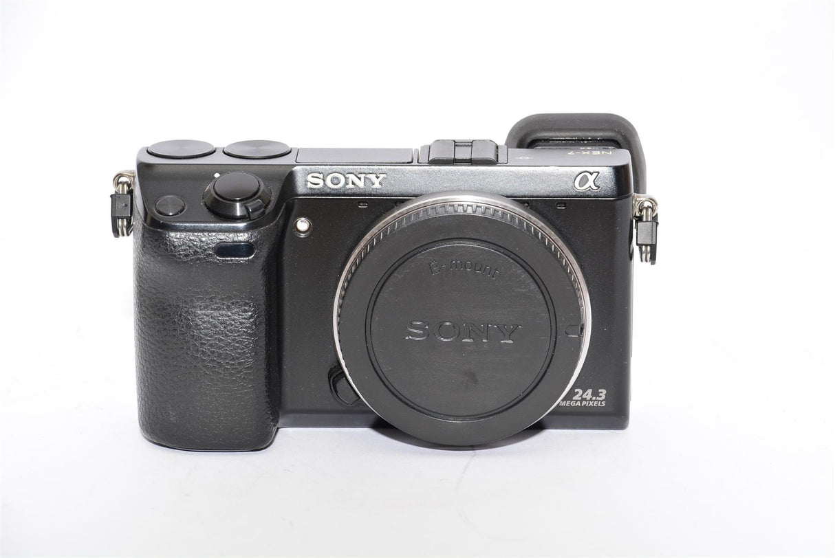 Used Sony Nex-7 with 18-55mm Lens