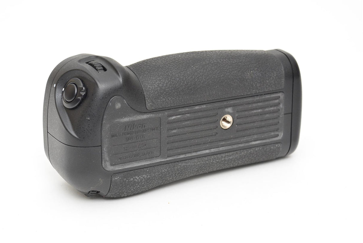 Used Nikon MB-D10 Battery Pack