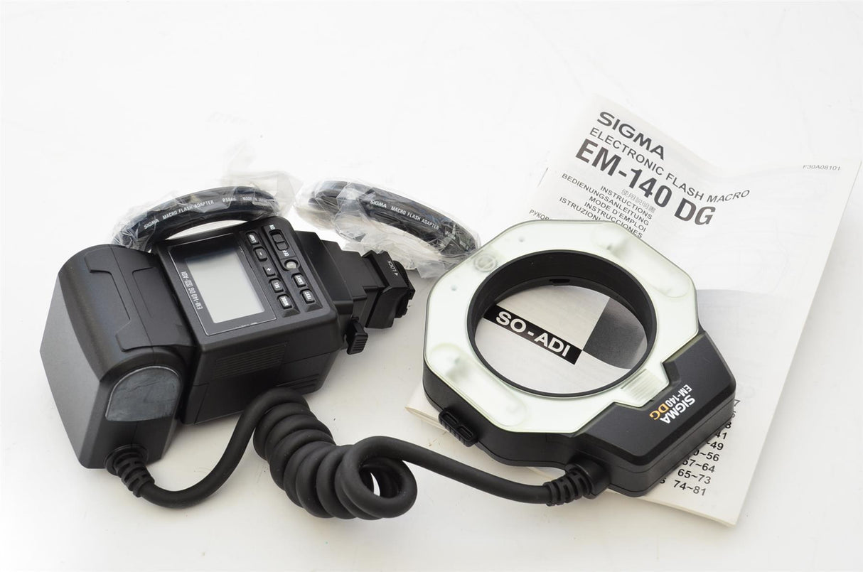 Used Sigma EM-140 DG SO ADI Flash Sony A Mount + 3 Flash Adapters