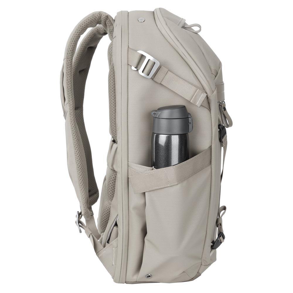Vanguard VEO METRO B30L Camera Backpack - Cream