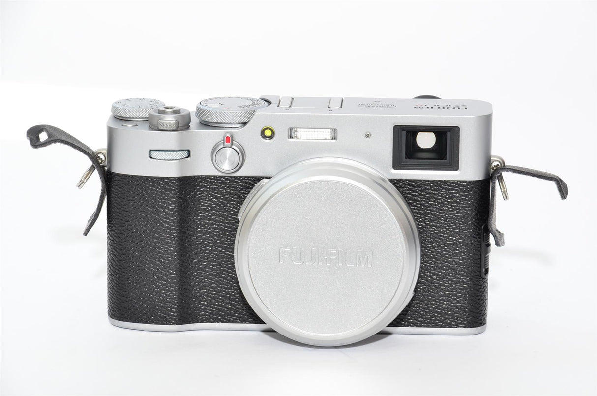 Used Fujifilm X100V Silver Argent