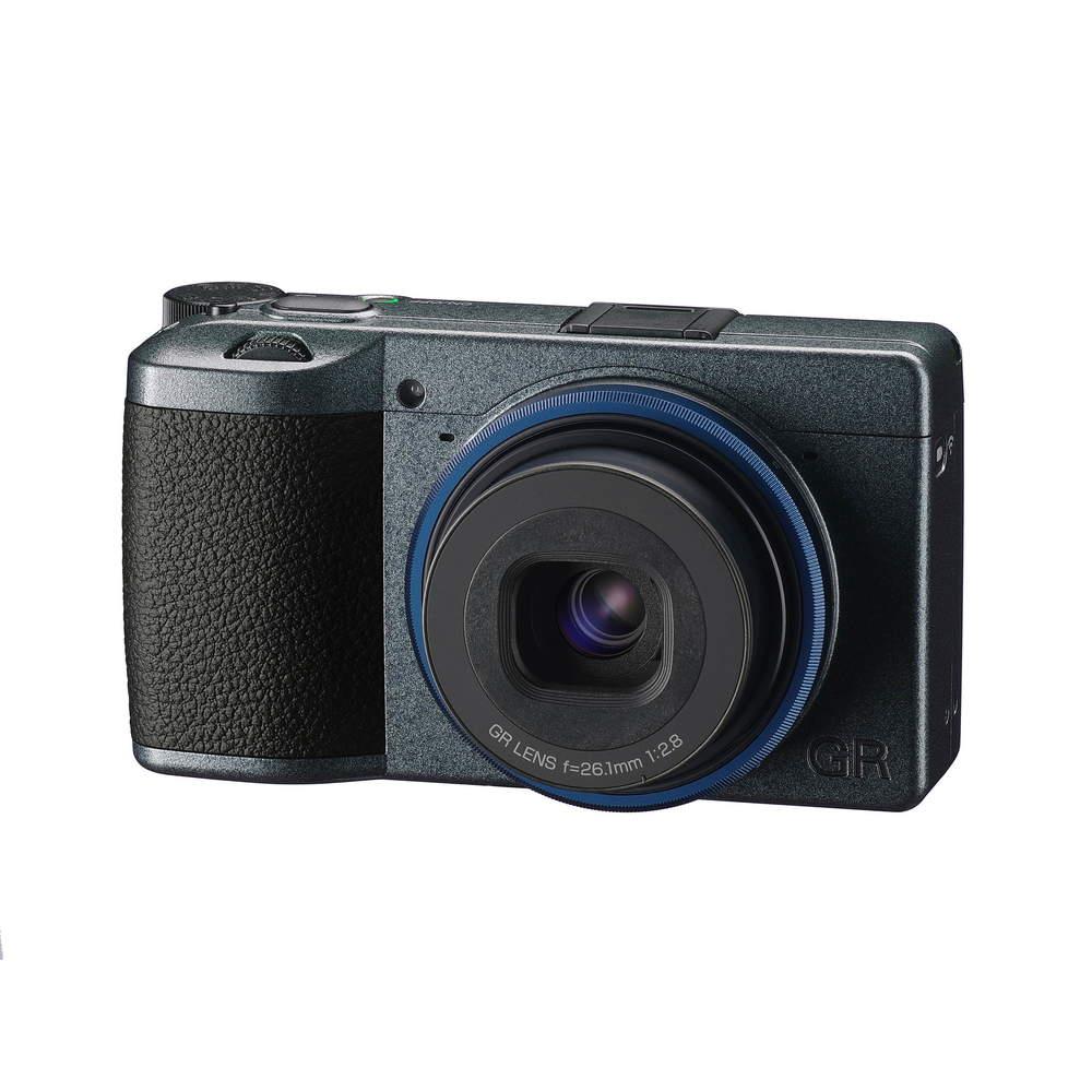 Ricoh GR III x Digital camera - Urban Edition with GC-11 Soft Case