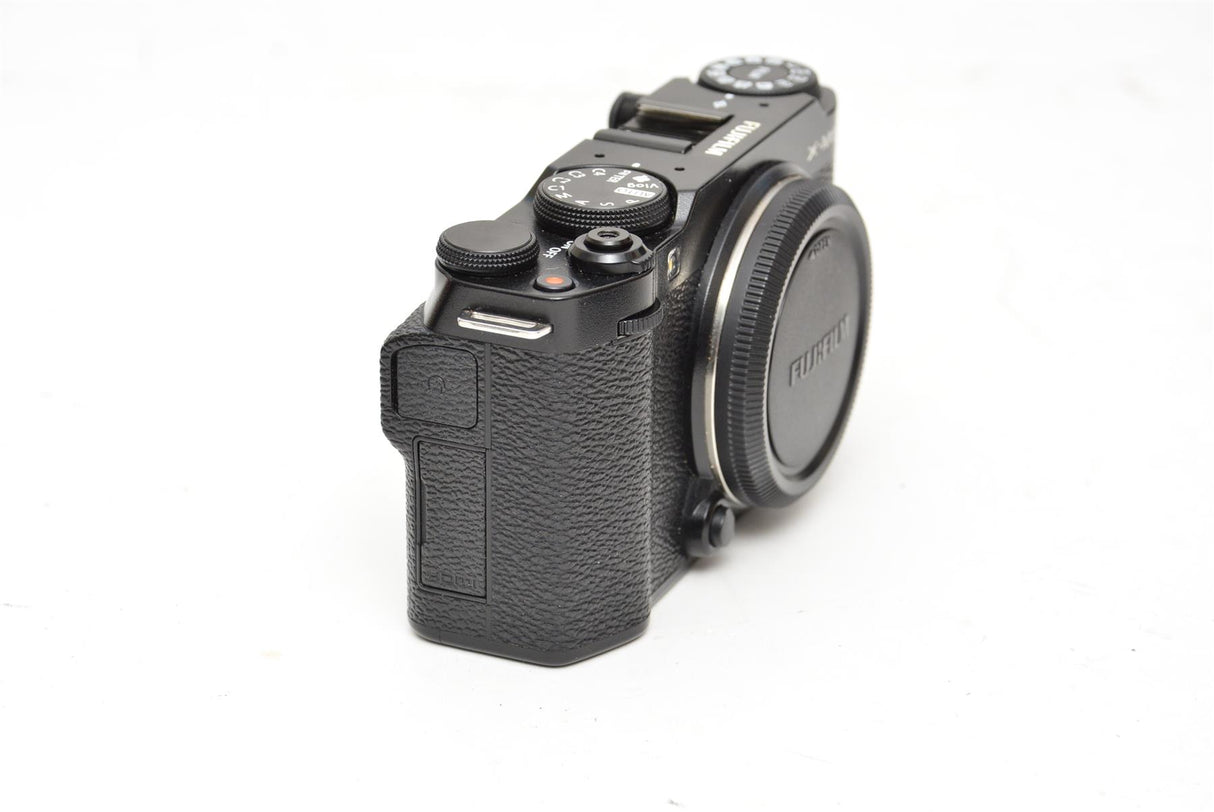 Used Fujifilm X-M5 with XC 15-45mm f/3.5-5.6 OIS PZ - Black