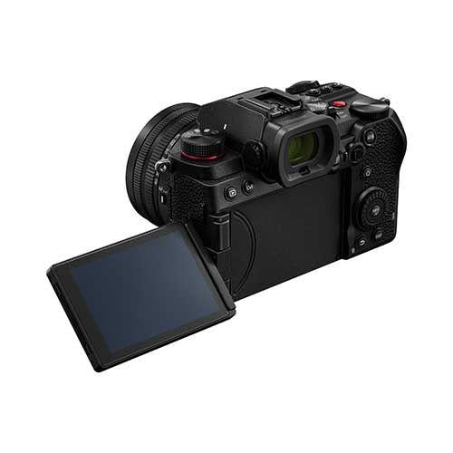 Panasonic Lumix DC-S5DN Digital Camera with 18-40mm f/4.5-6.3 L Mount Lens