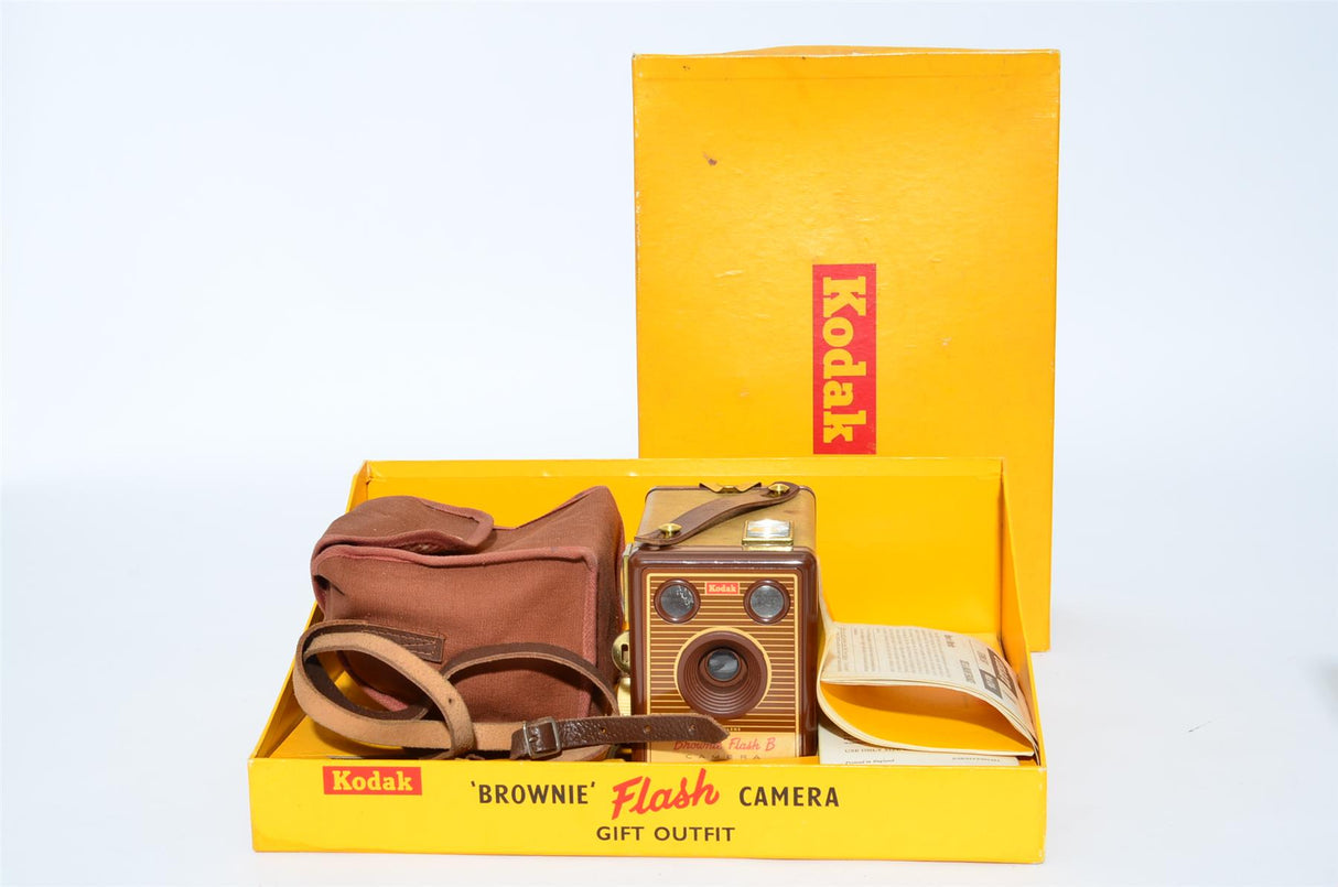 Used Kodak Brownie Flash Camera Gift Set