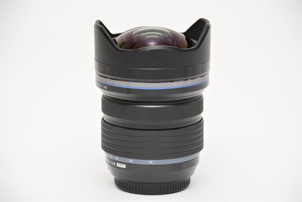 Used Olympus M. Zuiko Digital 7-14mm f/2.8 Lens