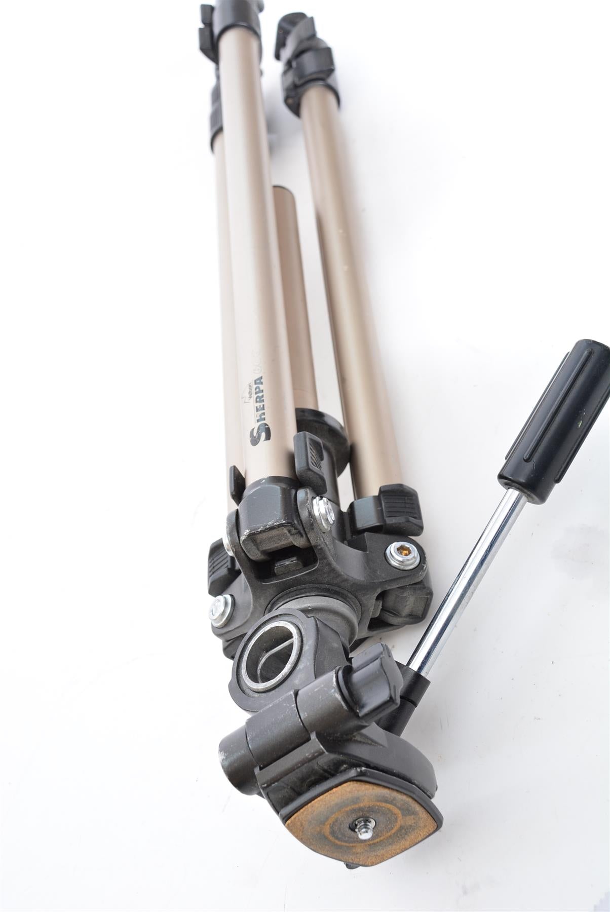 Used Optolyth 20 x WW TBS 80 Scope with Velbon Sherpa Tripod