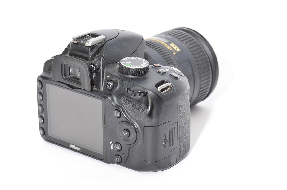 Used Nikon D3200 + 16-85mm f/3.5-5.6 G ED VR DX
