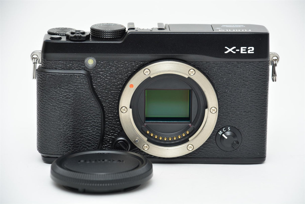 Used Fujifilm X-E2 Mirrorless Camera