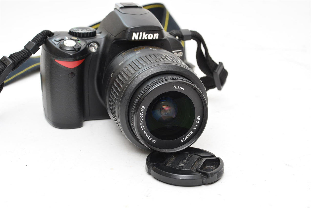 Used Nikon D40 DSLR Camera with 18-55mm Lens