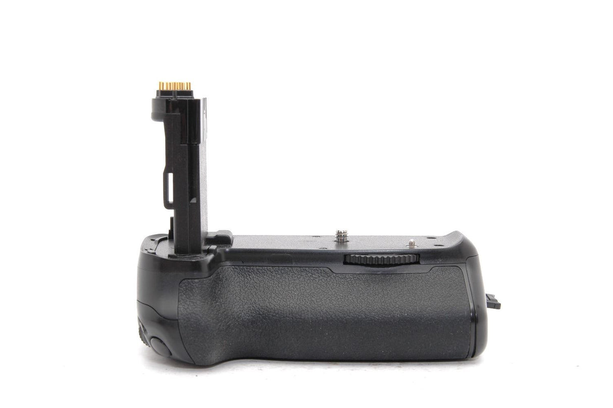 Used Voking VK-E14 Battery Grip for Canon D70
