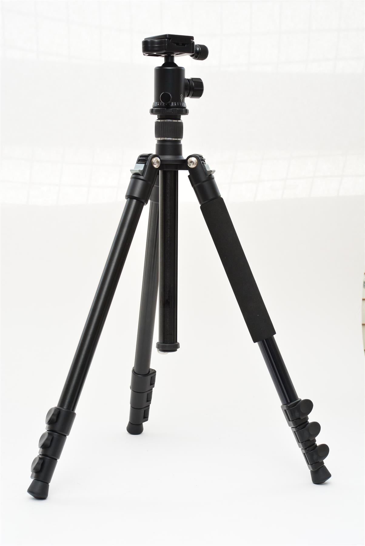Used Beschoi M234 Tripod