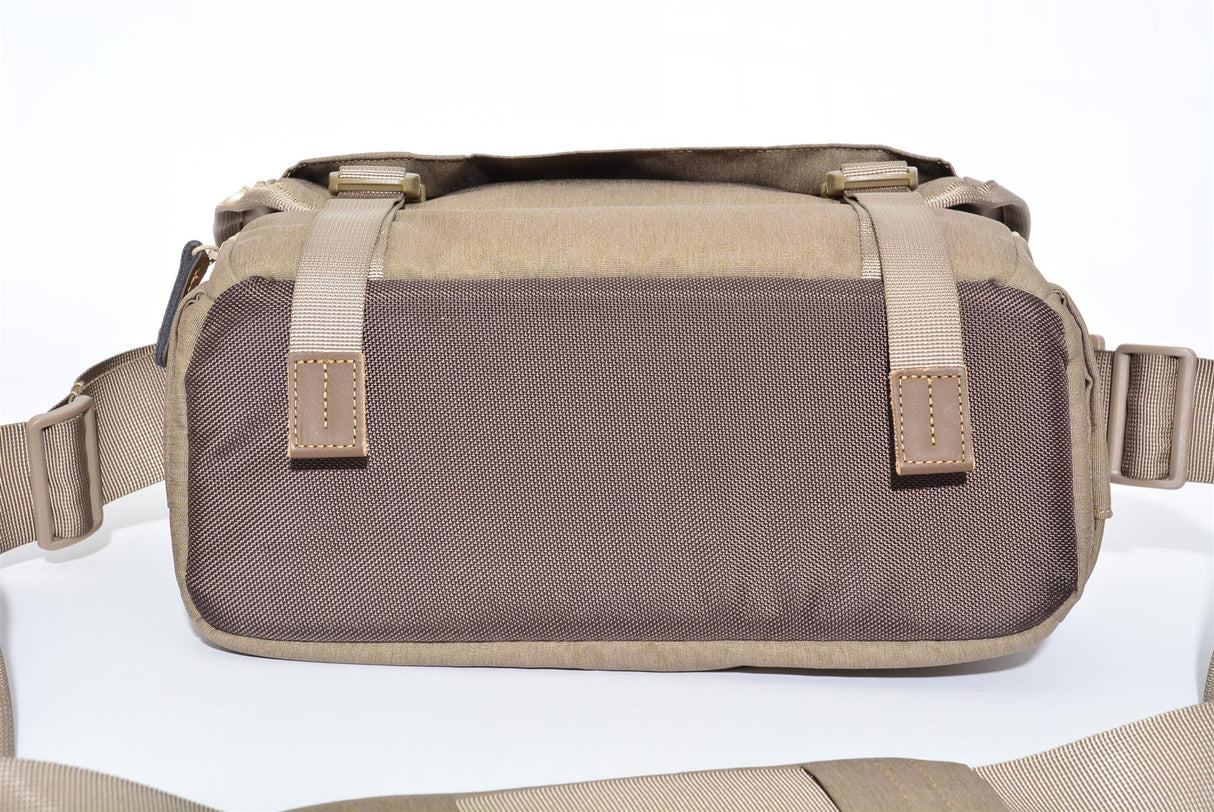 Used Vanguard VEO 32M Camera Shoulder Bag