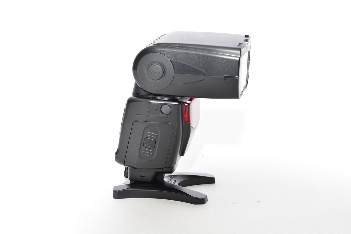 Used Nikon SB-700 Autofocus Speedlight