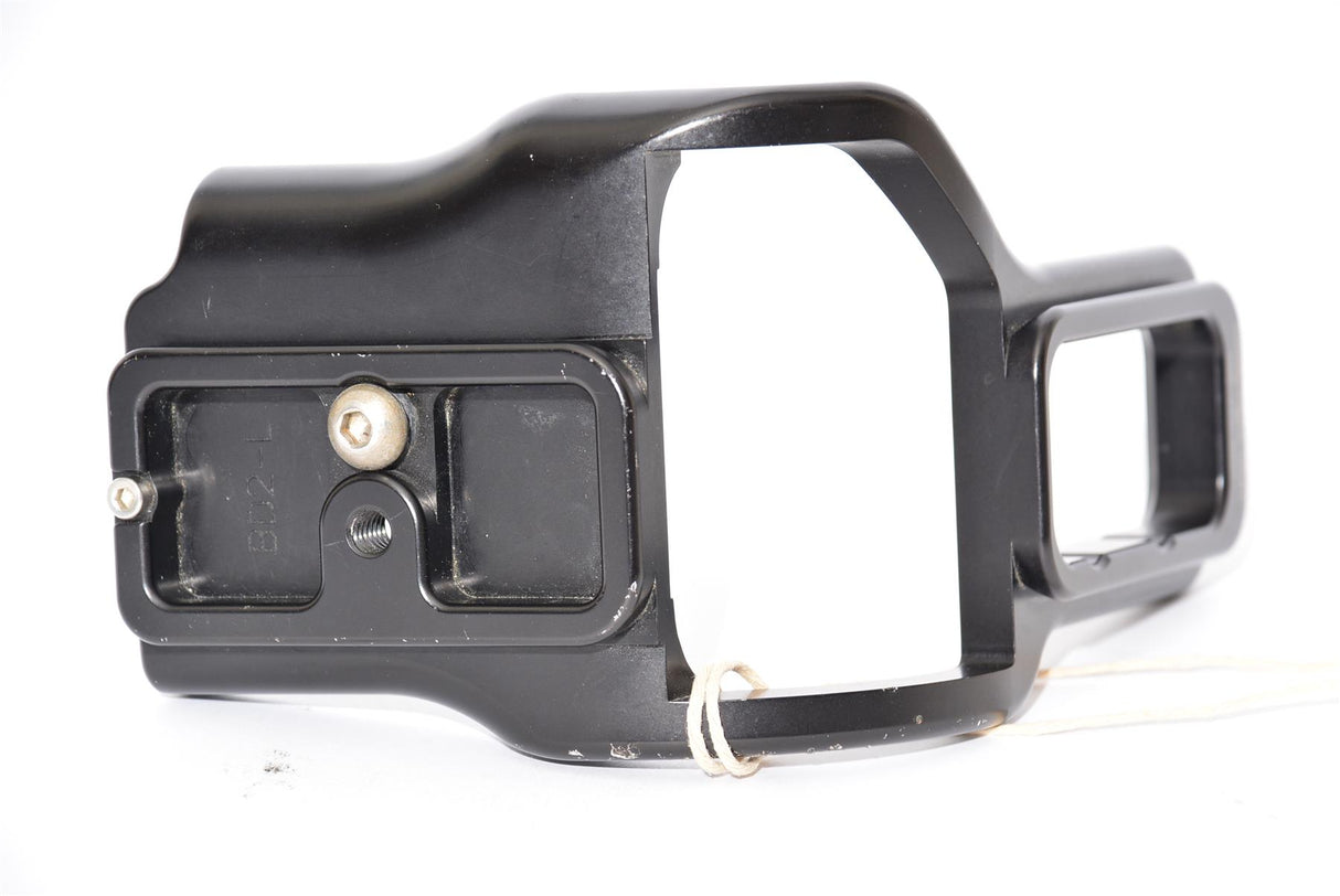 Used Really Right Stuff BD2-L Bracket for Nikon D2 Range
