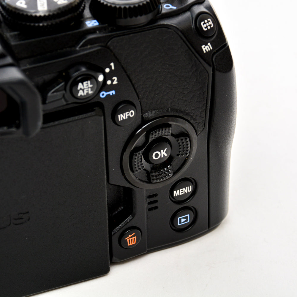 Used Olympus OM-D E-M1 Mark II Mirrorless Camera