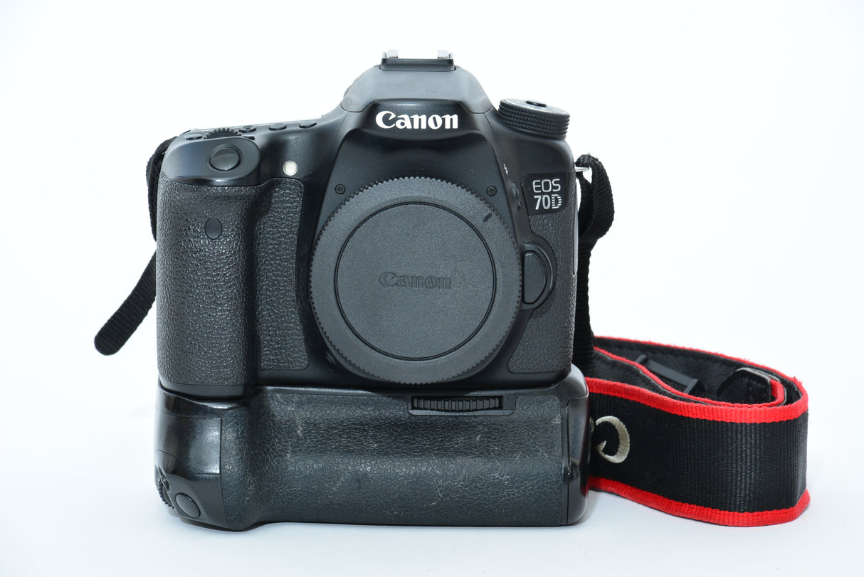 Used Canon EOS 70D DSLR Camera