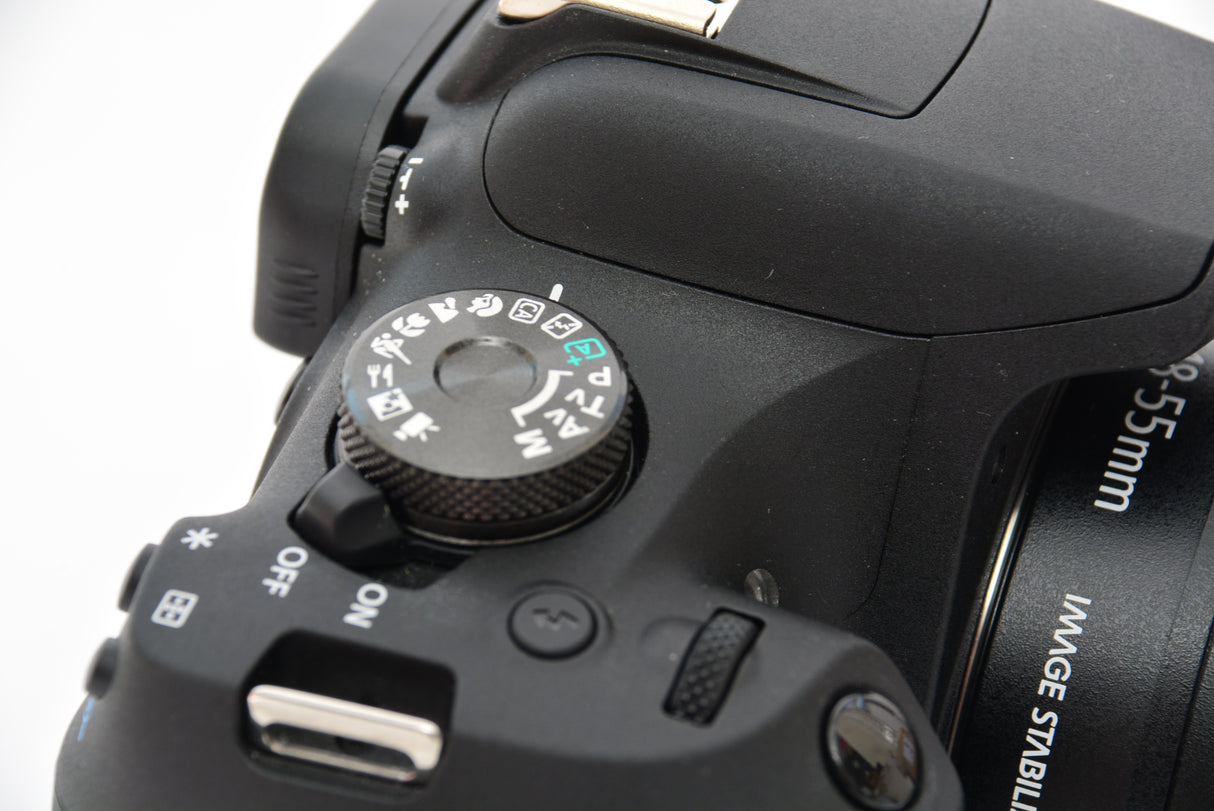 Used Canon EOS 2000D with EF-S 18-55 IS II Kit Lens