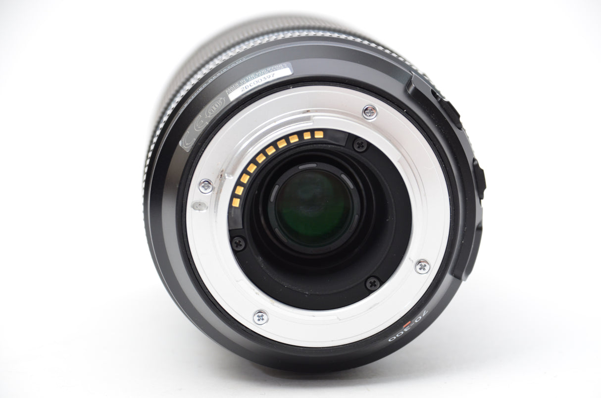 Used Fujifilm Fujinon 70-300mm f/4-5.6 Super EBC XF R LM OIS WR Aspherical Lens