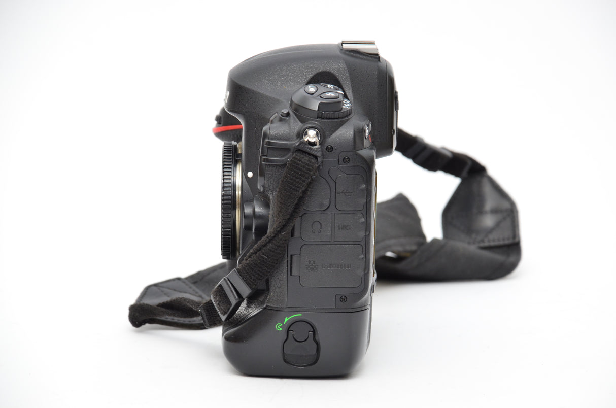 Used Nikon D4 DSLR Camera Body