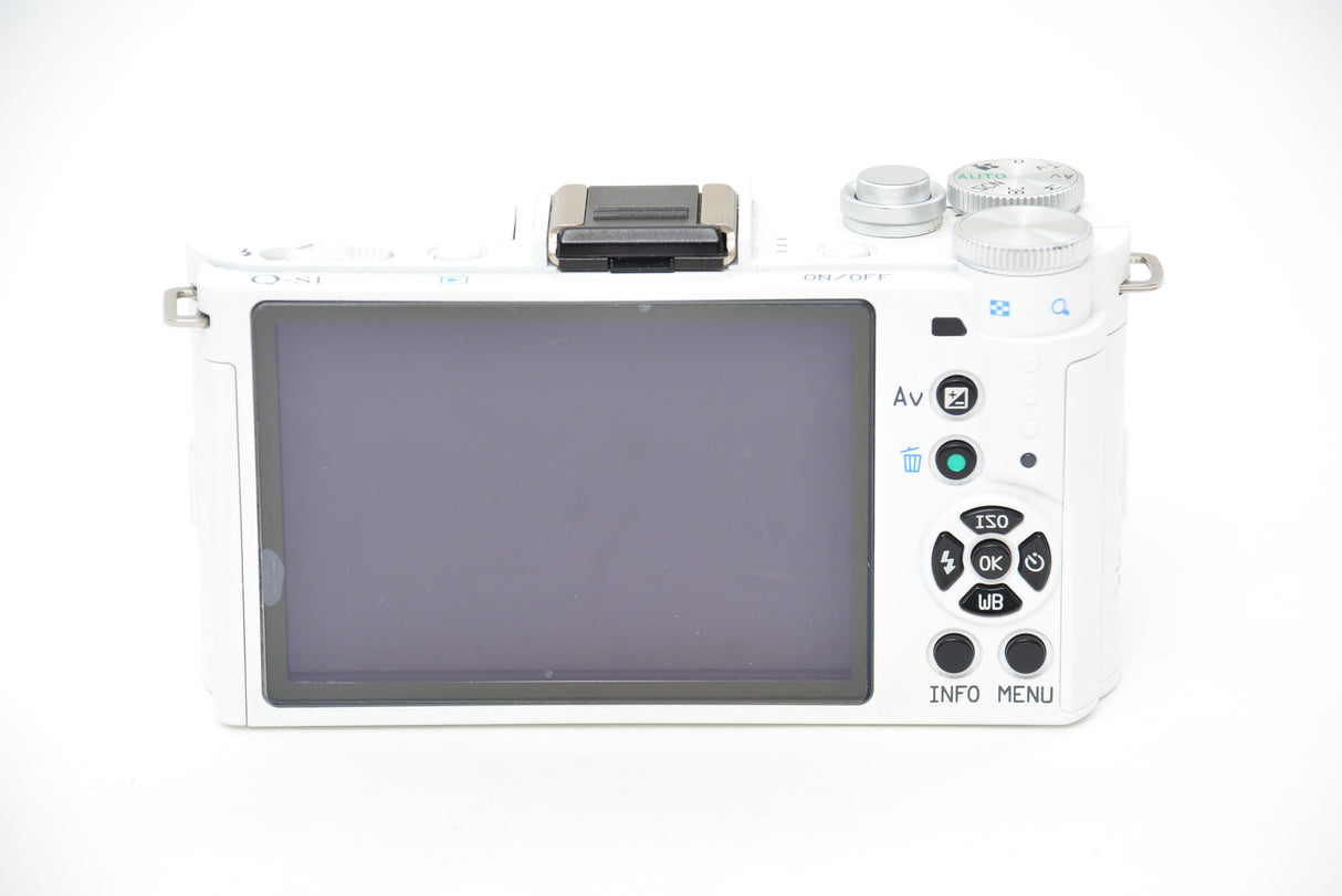 Used Pentax QS-1 Compact with 01 Standard Prime Lens