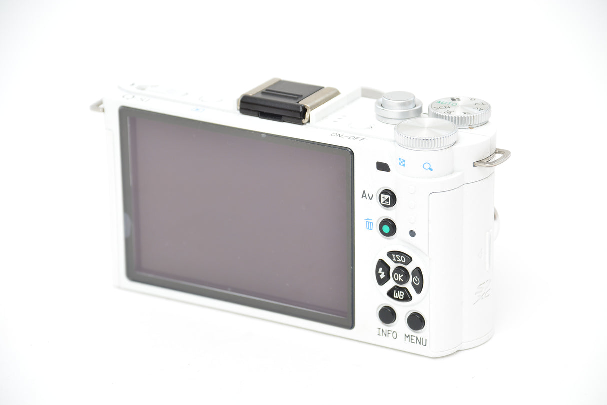 Used Pentax QS-1 Compact with 01 Standard Prime Lens