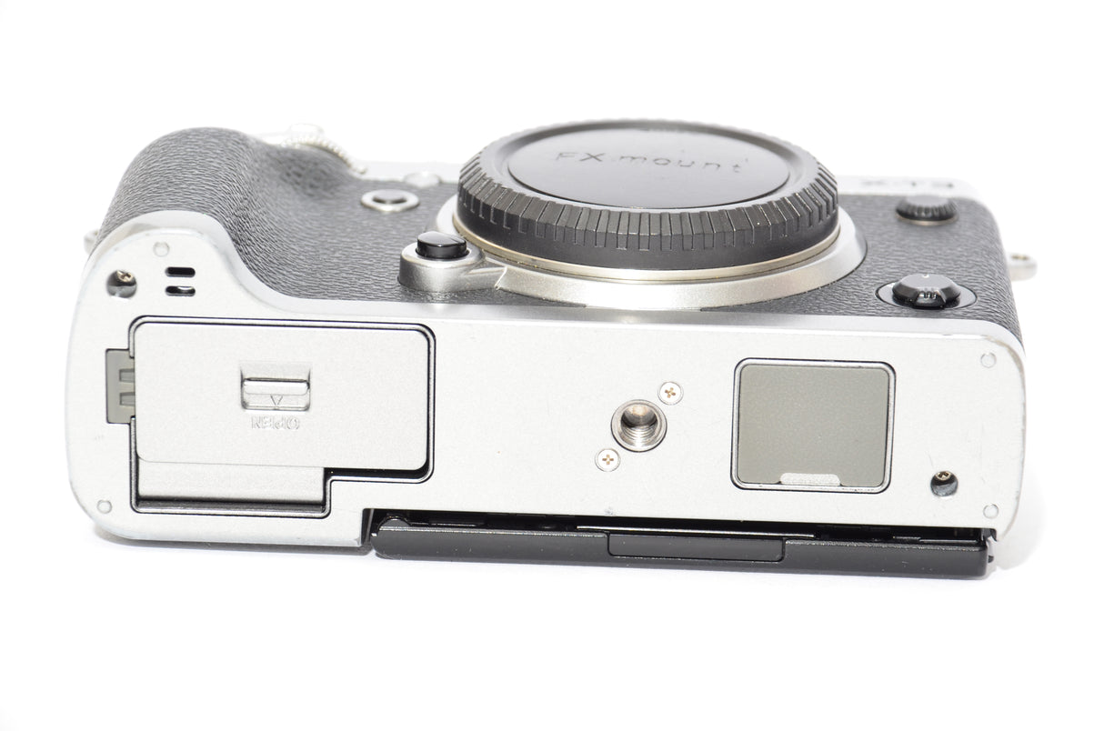 Used Fujifilm X-T3 Digital Mirrorless Camera - Silver