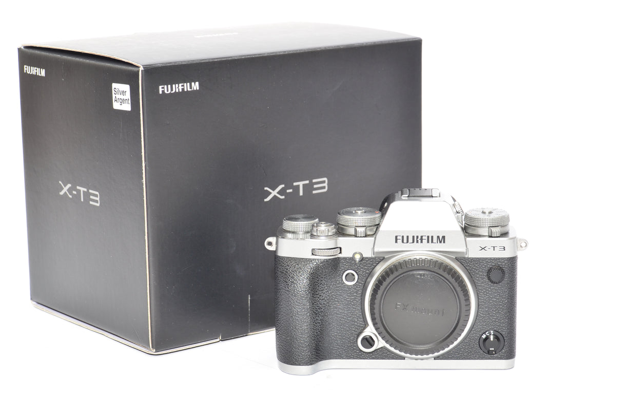 Used Fujifilm X-T3 Digital Mirrorless Camera - Silver