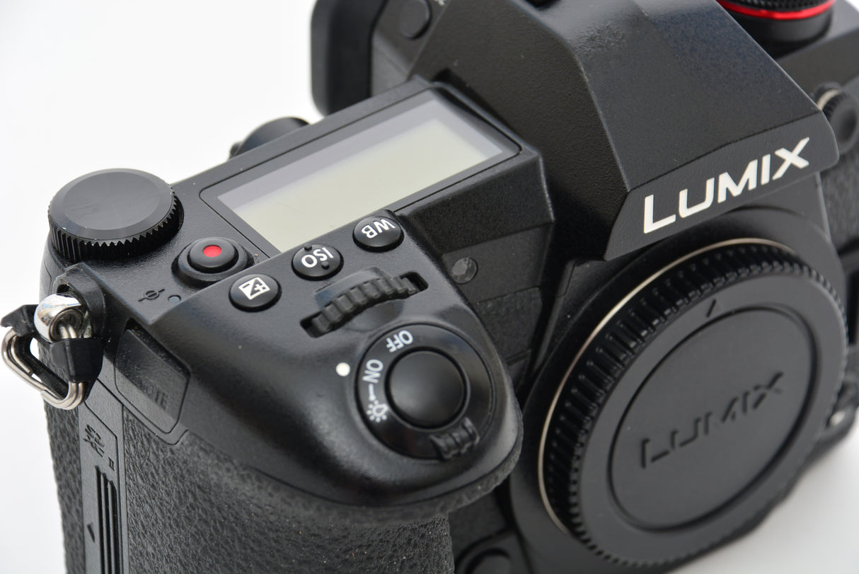 Used Panasonic Lumix DC-G9 Digital Camera