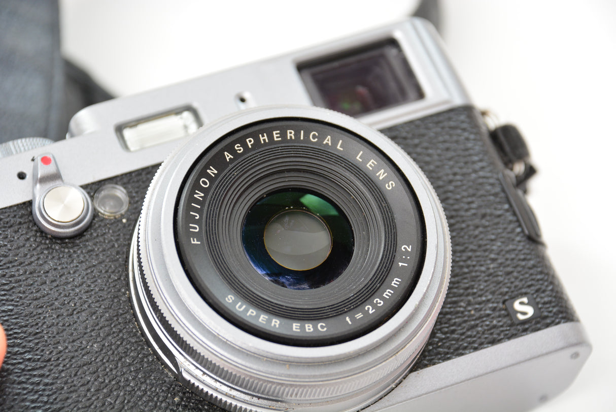 Used Fujifilm X100s Compact Camera