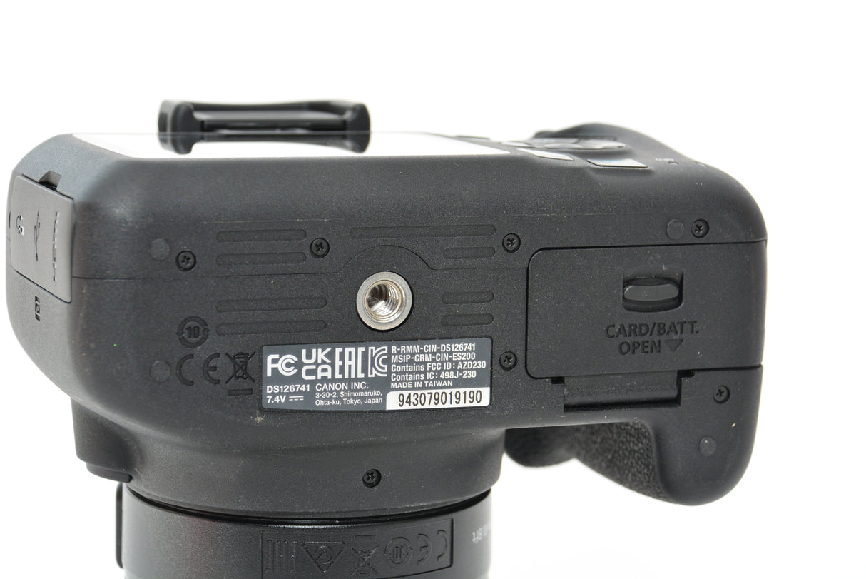 Used Canon EOS 2000D with EF-S 18-55 IS II Kit Lens