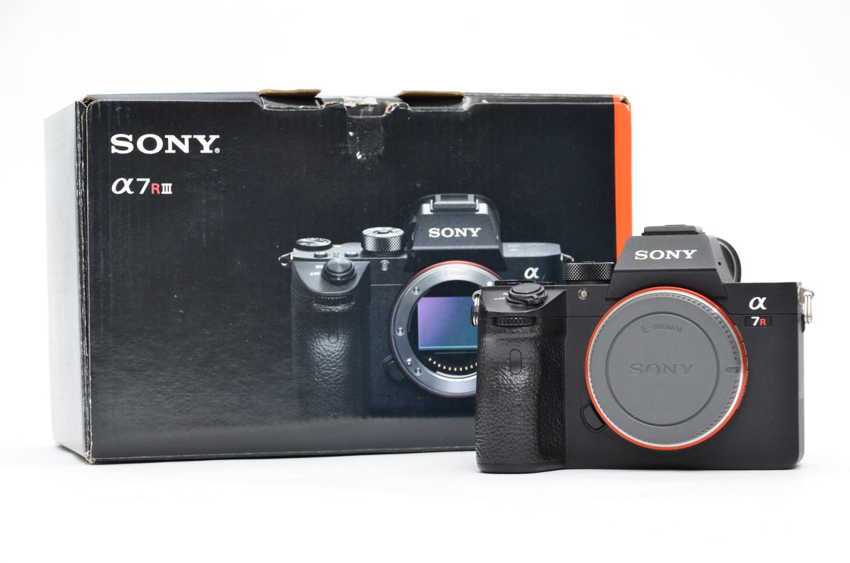 Used Sony A7R III Camera Body