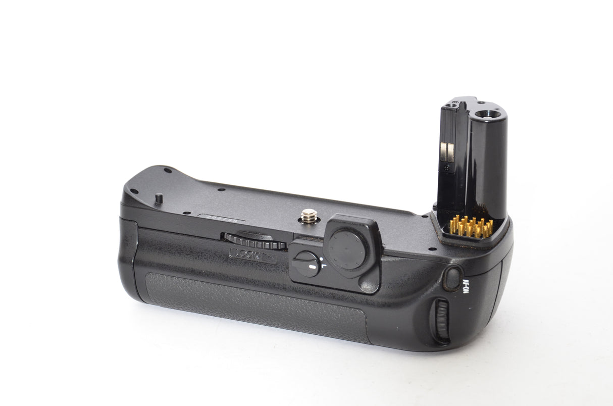 Used Nikon MB-40 Battery Grip with MS-40 battery holder