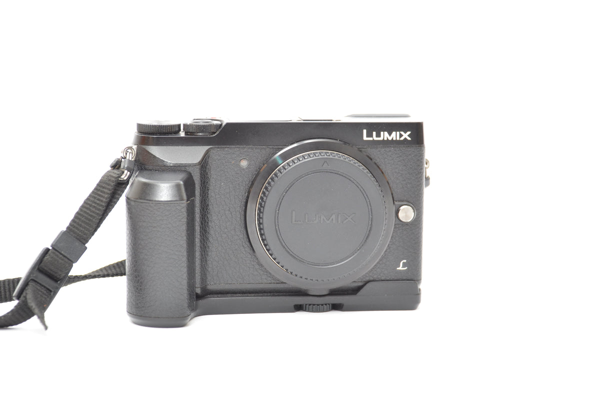 Used Panasonix Lumix G DMC-GX80K with HGR2 Grip