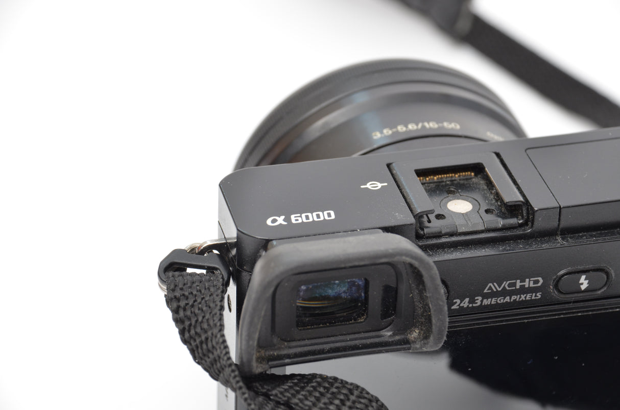 Used Sony Alpha A6000 with 16-50mm f/3.5-5.6 OSS lens