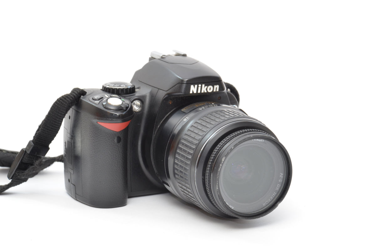 Used Nikon D40x with 18-55mm f/3.5-5.6G ED II