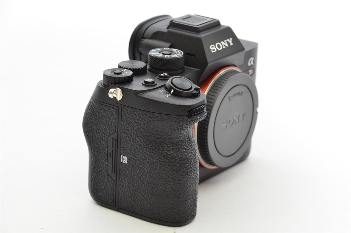 Used Sony A7R IV