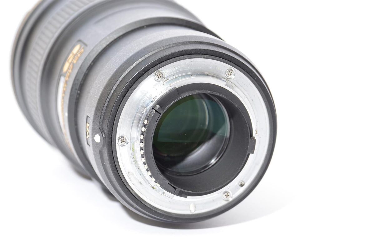 Used Nikon 300mm f/4 PF ED