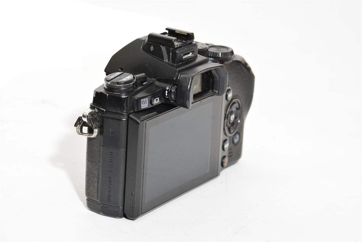 Used Olympus OM-D E-M1 Mirrorless Camera