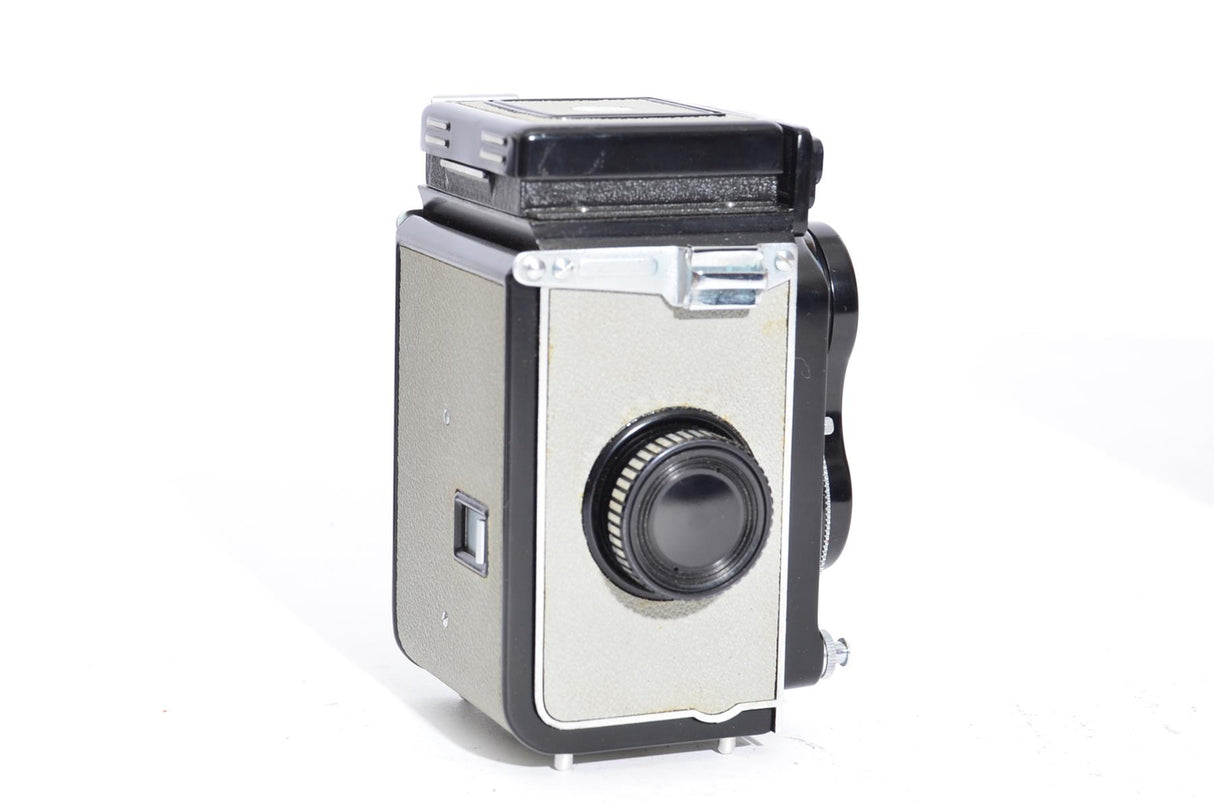 Used Yashica 44 A