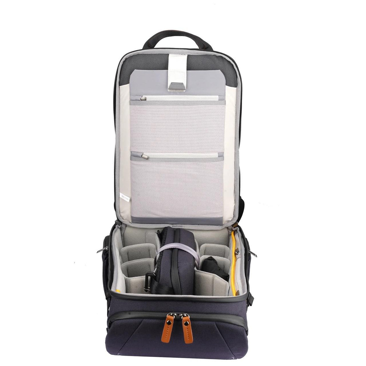 Vanguard VEO City B42 Navy Blue Backpack - 16 Litre