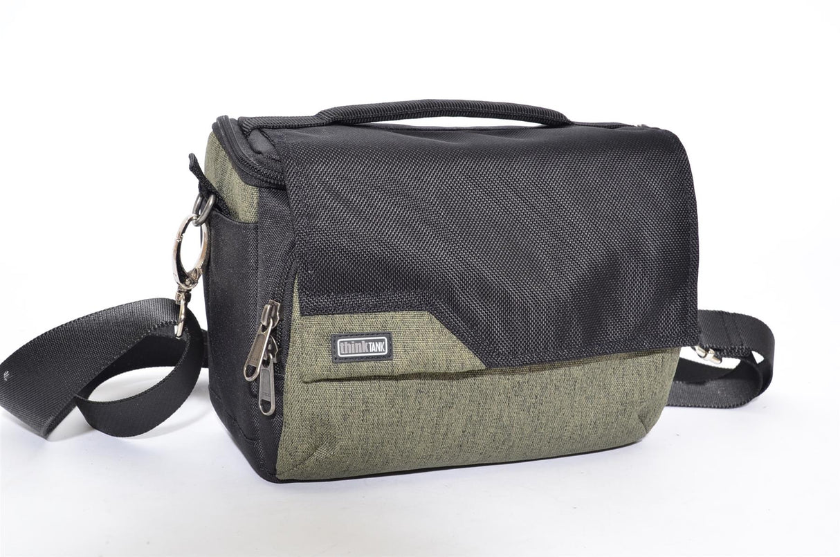 Used Think Tank Mirrorless Mover 20