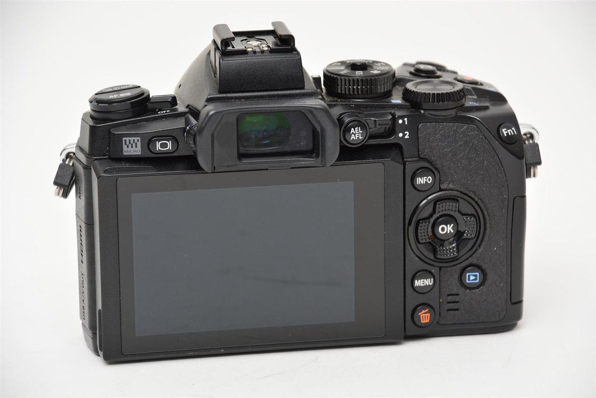Used Olympus OM-D E-M1 Mirrorless Camera
