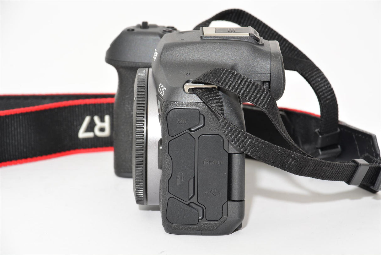 Used Canon EOS R7 Mirrorless Camera