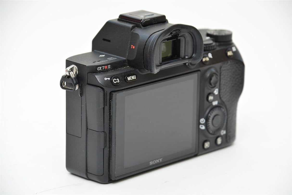 Used Sony A7RIII E Mount Mirrorless Camera