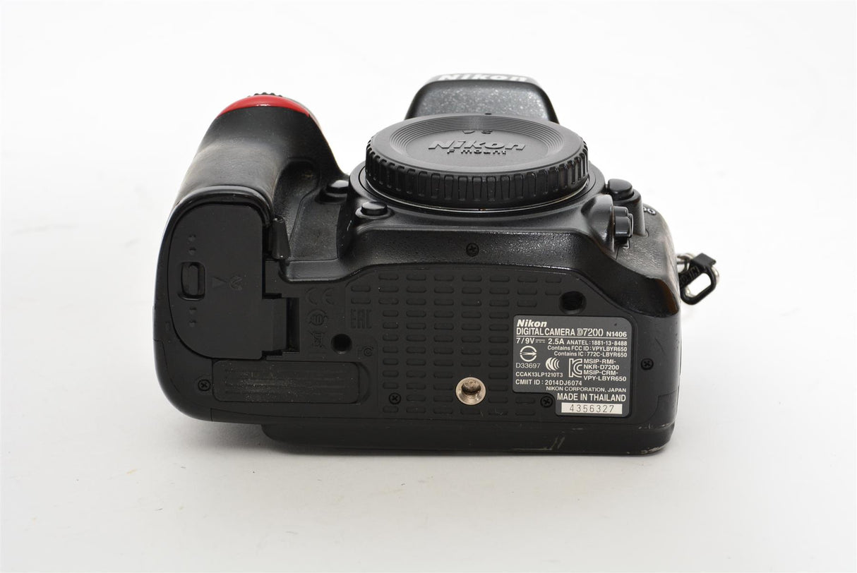 Used Nikon D7200 DSLR Camera