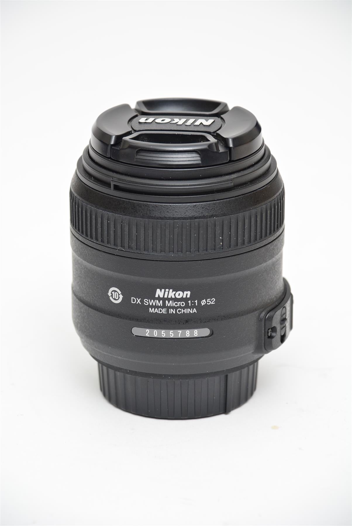 Used Nikon Nikkor AF-S DX 40mm f/2.8G Micro Lens