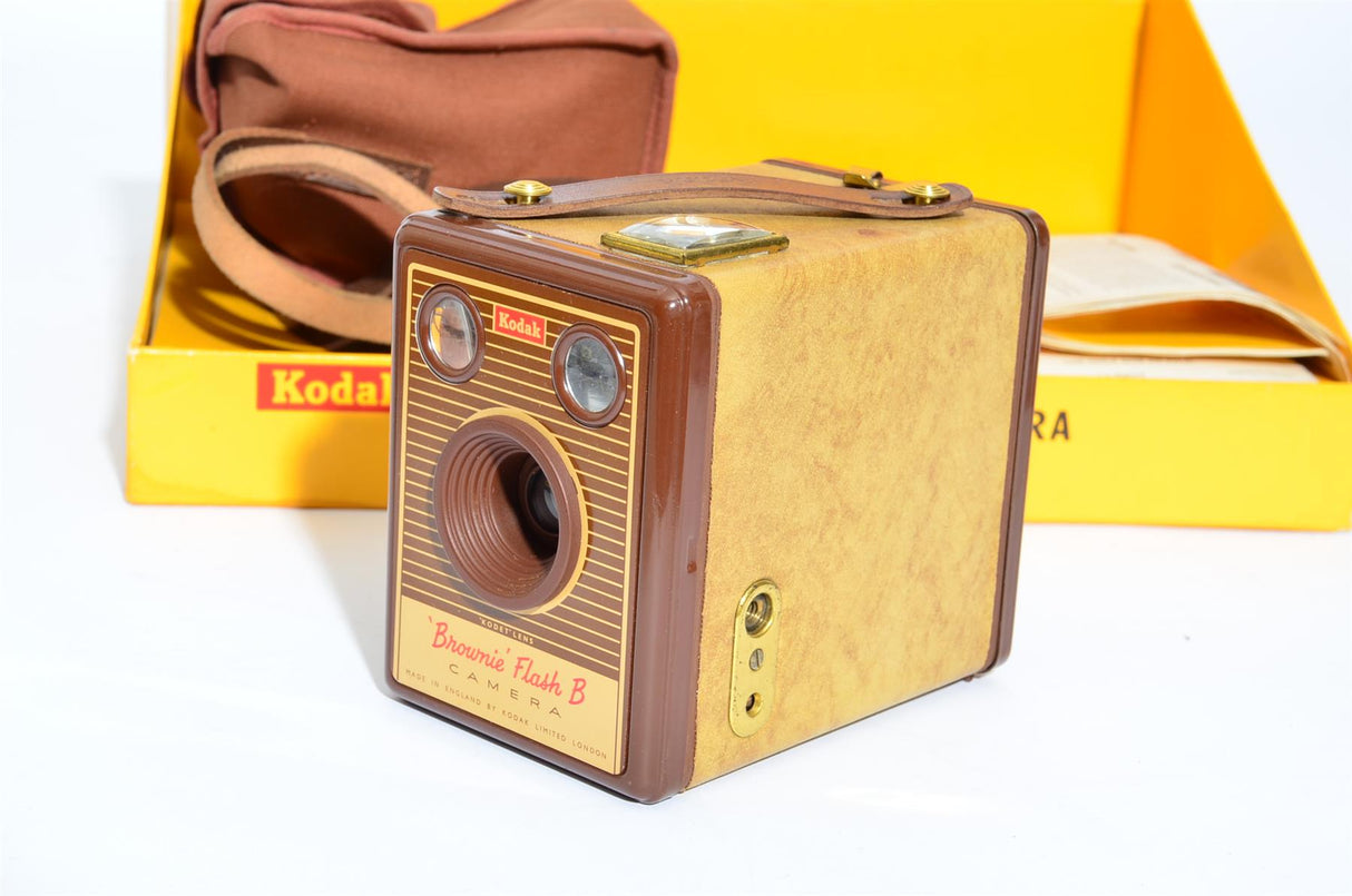 Used Kodak Brownie Flash Camera Gift Set